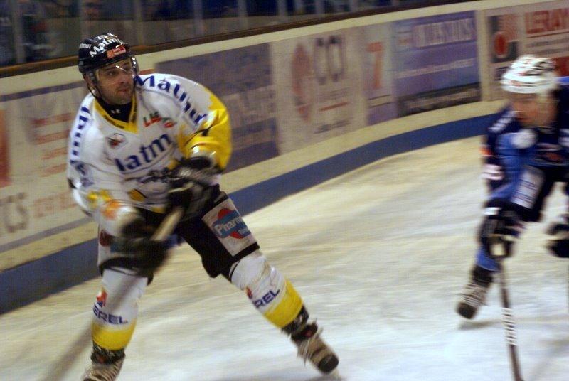 Angers  2 - 3 Rouen
