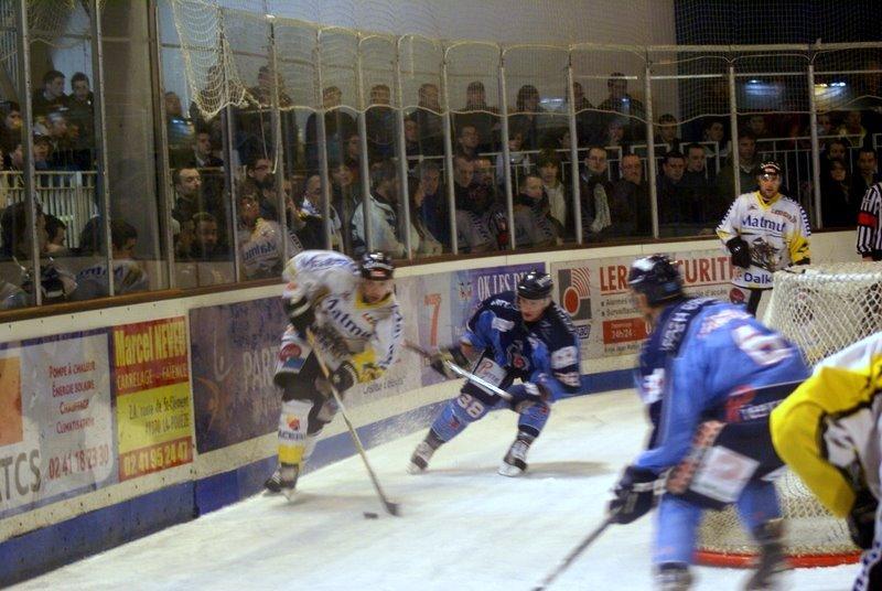Angers  2 - 3 Rouen