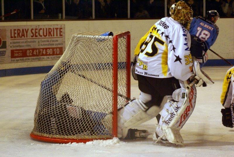Angers  2 - 3 Rouen