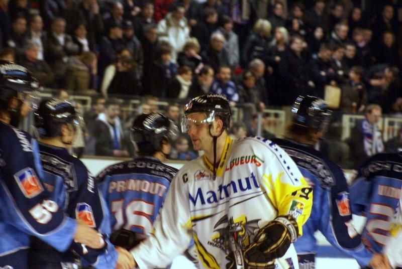 Angers  2 - 3 Rouen