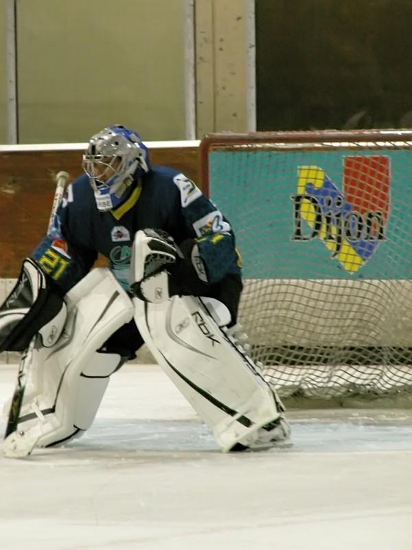 Amical : Dijon - Neuilly   — Reportage