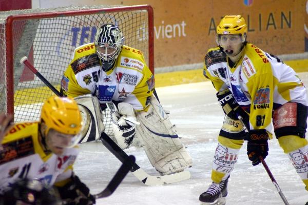 Amiens  7 - 4 Strasbourg 