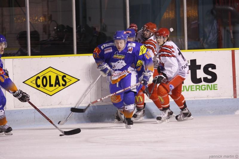Clermont-Ferrand 2 - 4 Cholet 