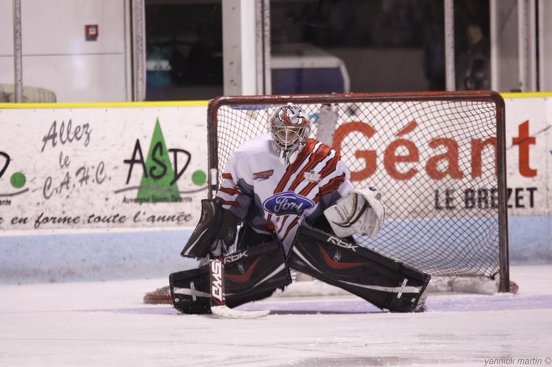 Clermont-Ferrand 2 - 4 Cholet 