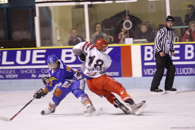 Clermont-Ferrand 2 - 4 Cholet 