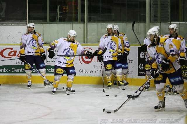 Chamonix  6 - 4 Dijon 