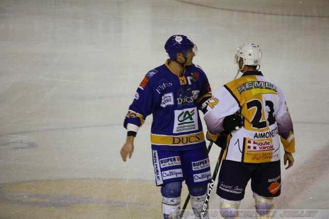 Chamonix  6 - 4 Dijon 