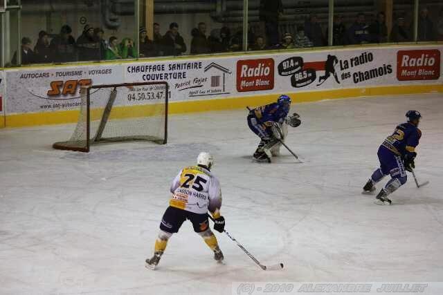 Chamonix  6 - 4 Dijon 
