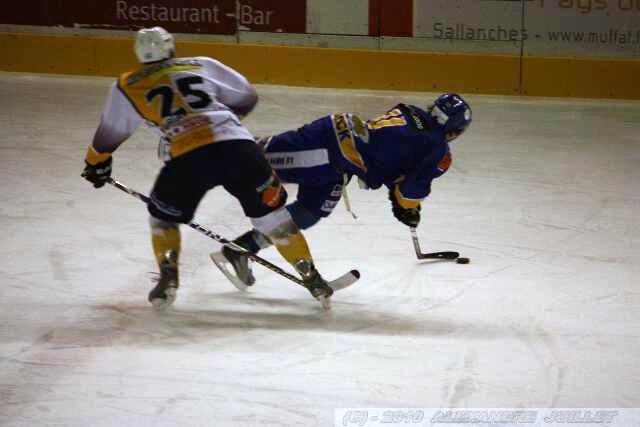 Chamonix  6 - 4 Dijon 