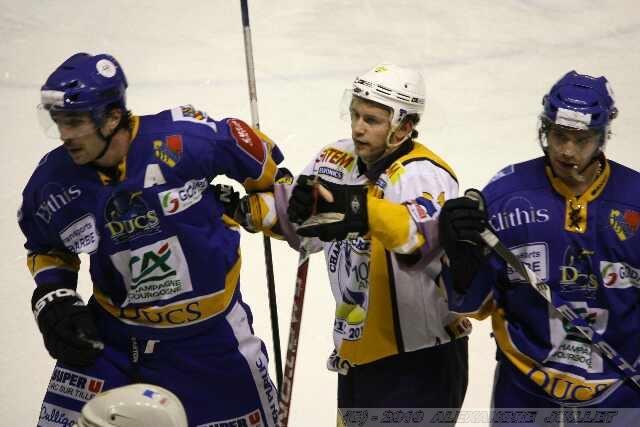 Chamonix  6 - 4 Dijon 