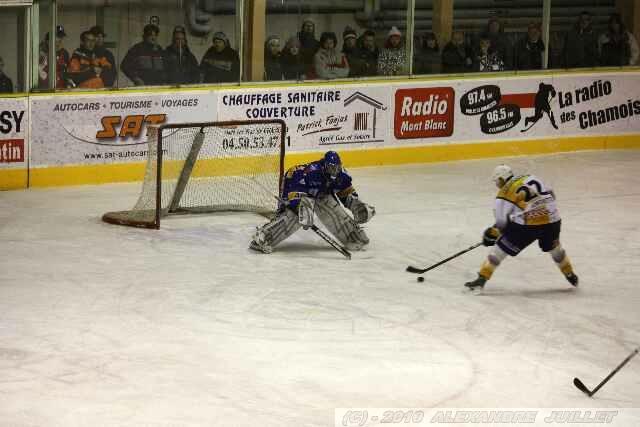 Chamonix  6 - 4 Dijon 