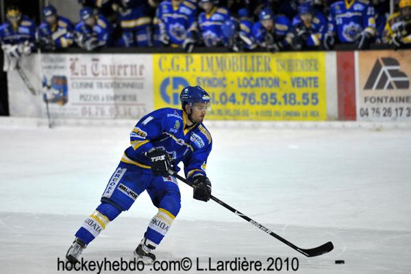 Villard-de-Lans 2 - 3 Strasbourg 