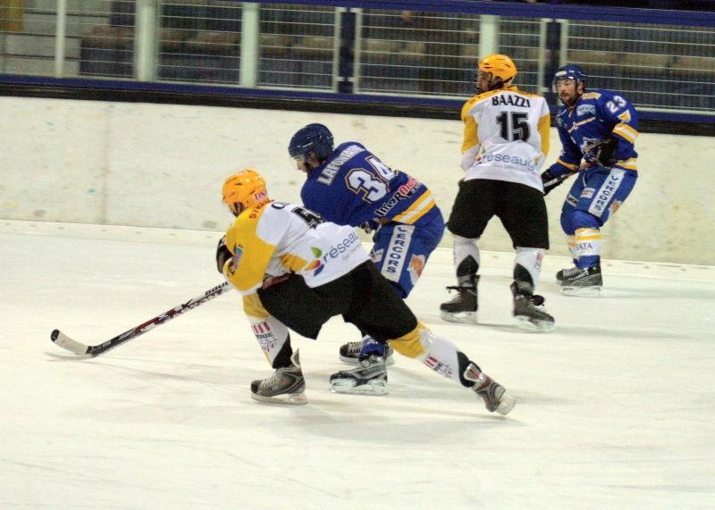 Villard-de-Lans 2 - 3 Strasbourg 