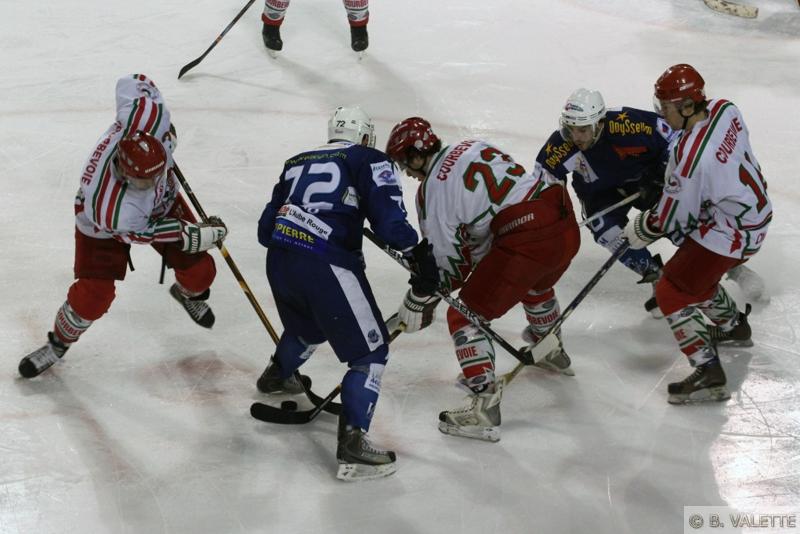Montpellier  7 - 6 Courbevoie 