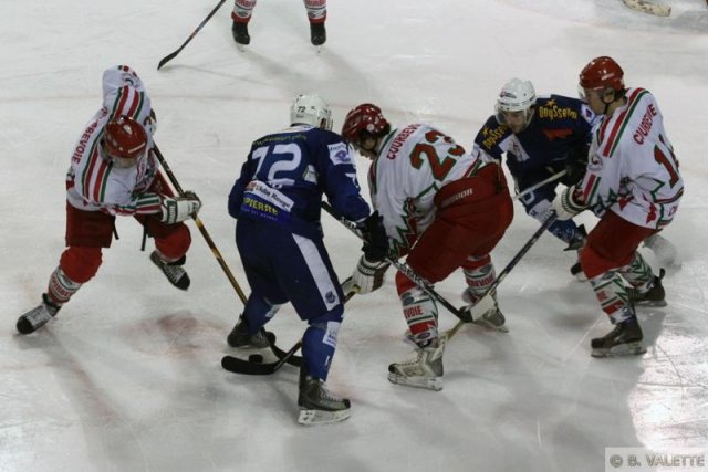 Photo hockey match Montpellier  - Courbevoie  le 06/03/2010