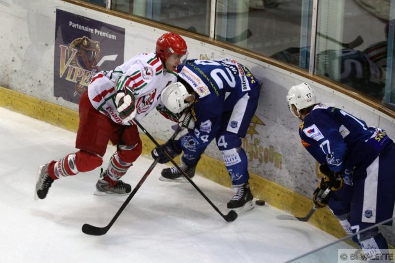 Montpellier  7 - 6 Courbevoie 