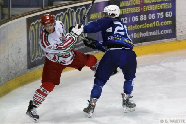 Photo hockey match Montpellier  - Courbevoie  le 06/03/2010