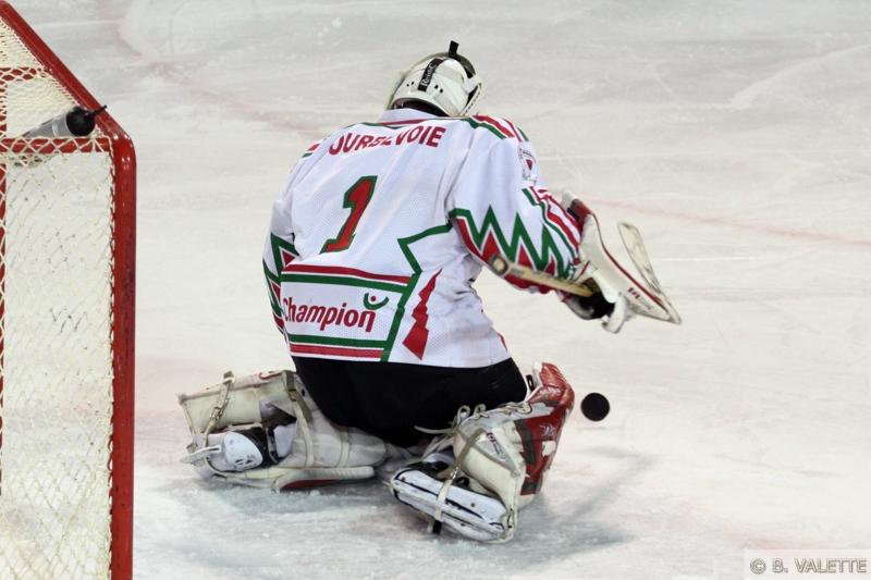 Montpellier  7 - 6 Courbevoie 