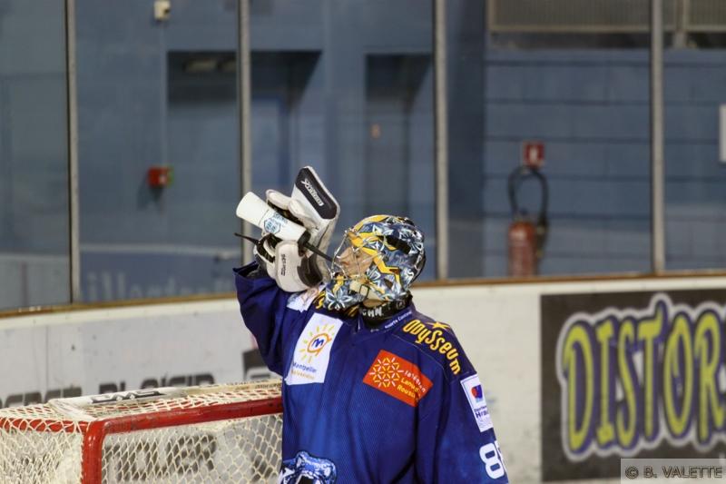 Montpellier  7 - 6 Courbevoie 
