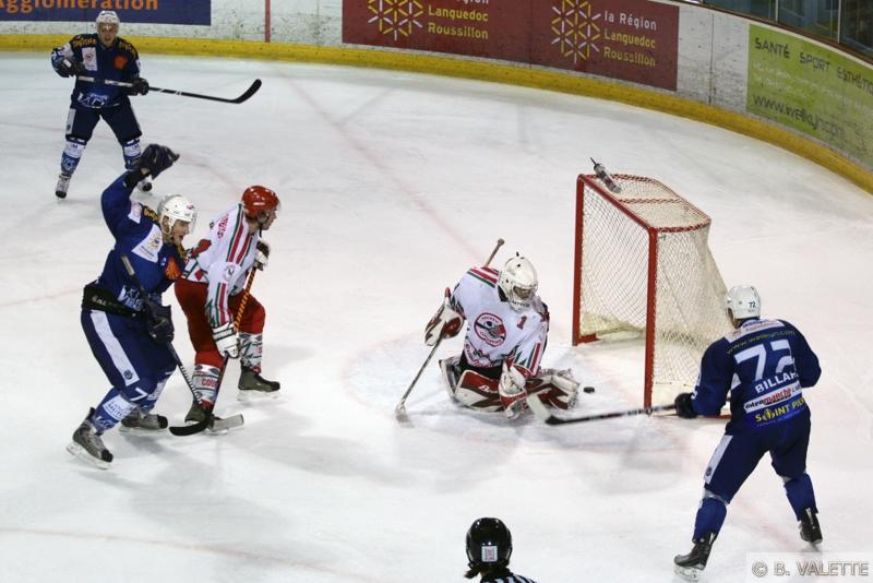 Montpellier  7 - 6 Courbevoie 