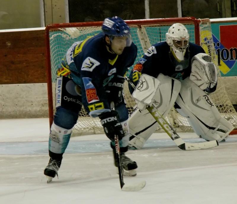 Dijon  4 - 1 Mont-Blanc
