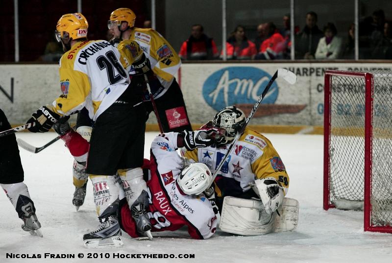 Briançon  5 - 3 Strasbourg 