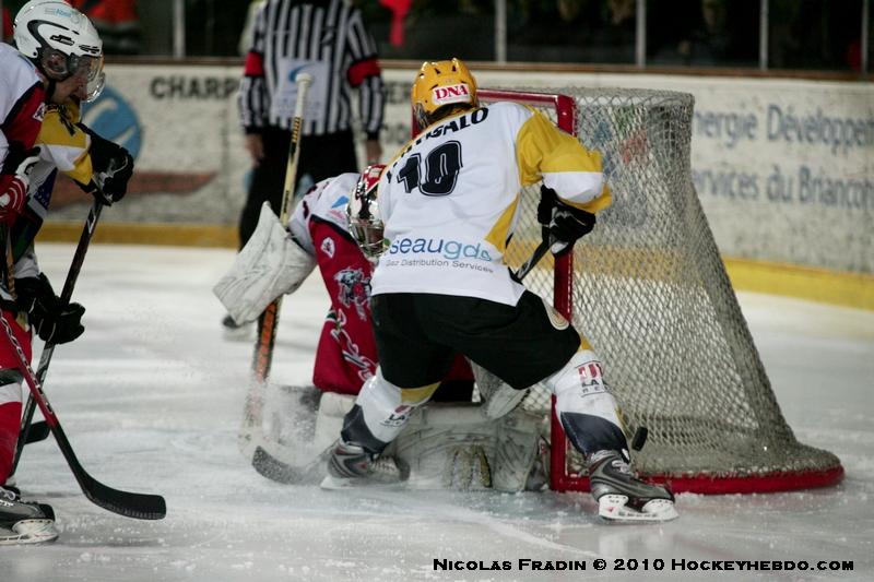 Briançon  5 - 3 Strasbourg 
