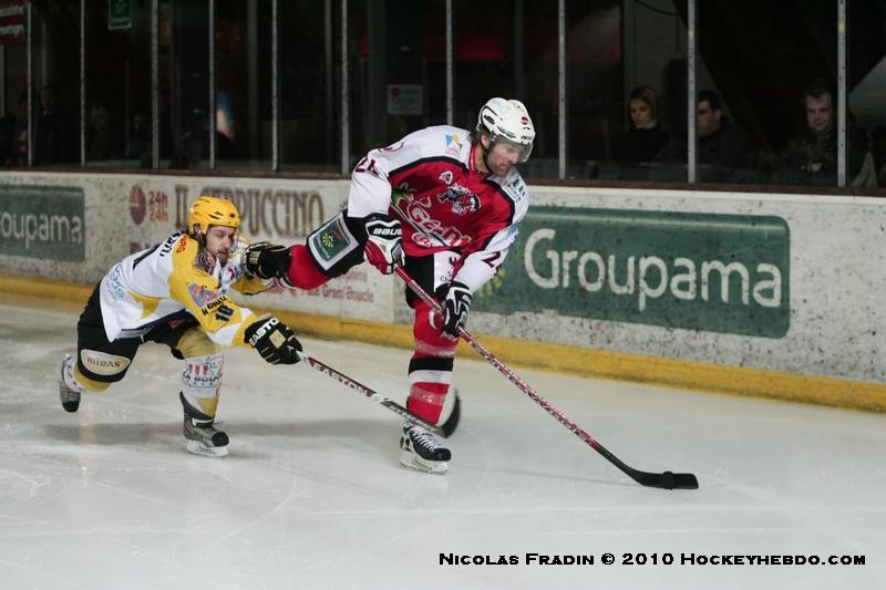 Briançon  5 - 3 Strasbourg 