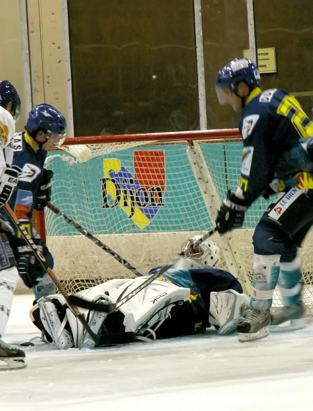 Dijon  4 - 1 Mont-Blanc