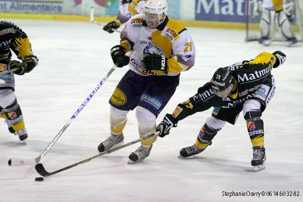 Rouen 6 - 2 Chamonix 
