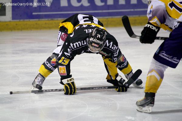 Rouen 6 - 2 Chamonix 