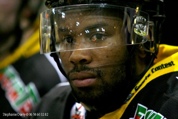 Rouen 6 - 2 Chamonix 