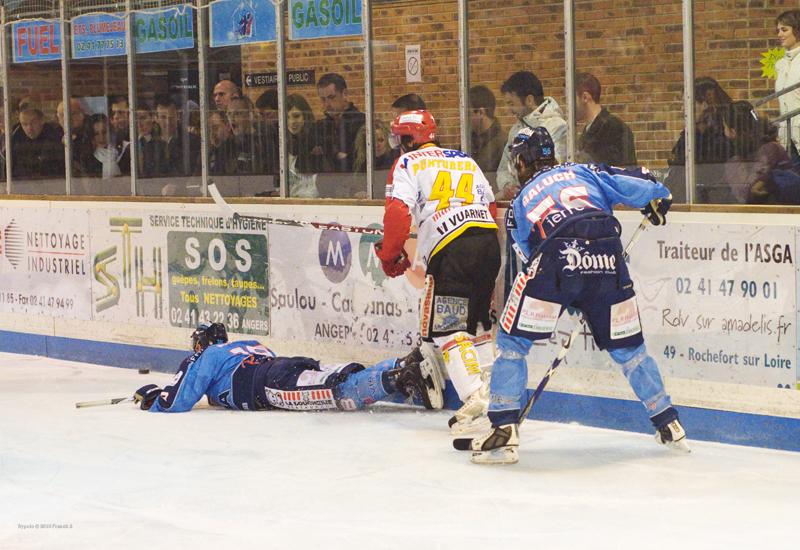 Angers  5 - 0 Morzine-Avoriaz