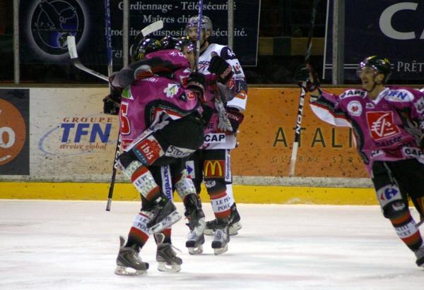 Amiens  5 - 3 Grenoble 