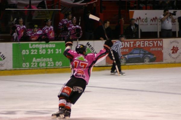 Amiens  5 - 3 Grenoble 