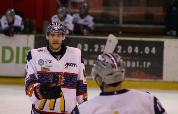 Amiens  5 - 3 Grenoble 