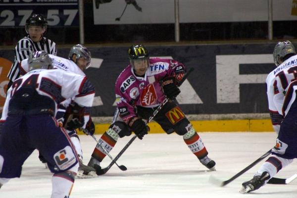 Amiens  5 - 3 Grenoble 