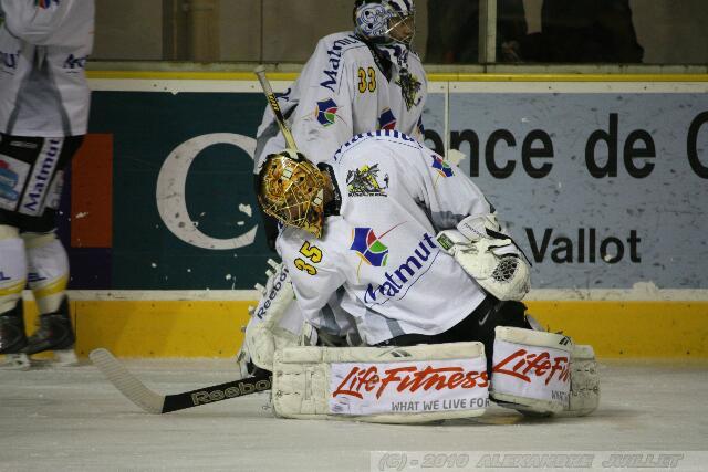Chamonix  3 - 6 Rouen