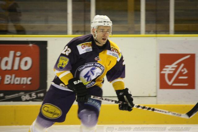Chamonix  3 - 6 Rouen