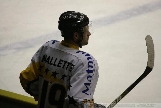 Chamonix  3 - 6 Rouen