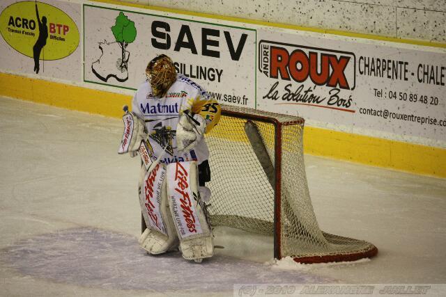 Chamonix  3 - 6 Rouen