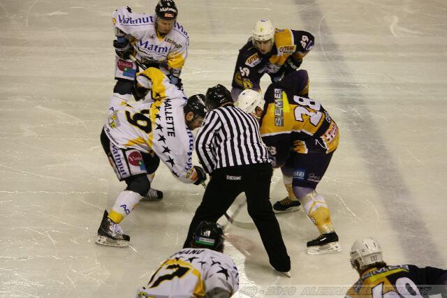 Chamonix  3 - 6 Rouen