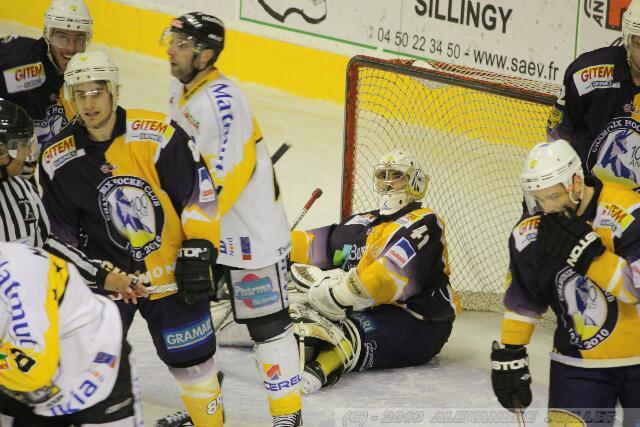 Chamonix  3 - 6 Rouen