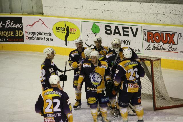Chamonix  3 - 6 Rouen