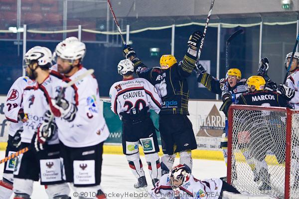 Strasbourg  3 - 5 Briançon 
