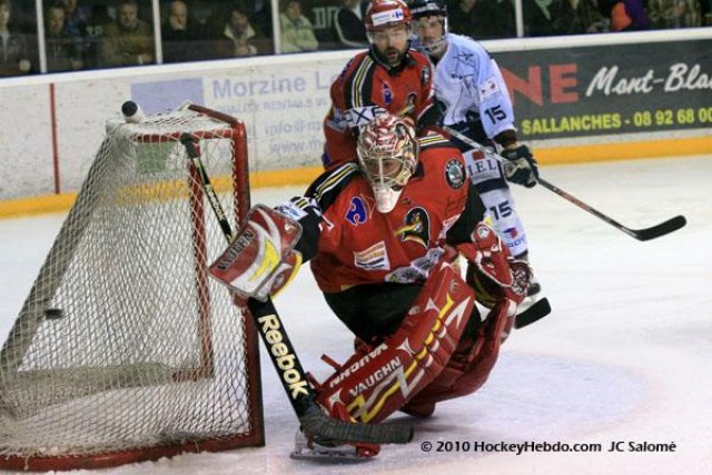 Photo hockey match Morzine-Avoriaz - Angers  le 19/03/2010