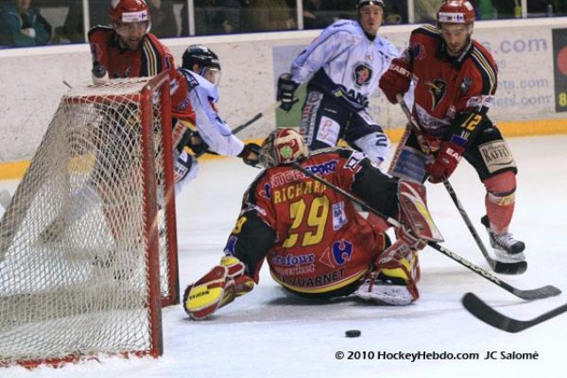 Photo hockey match Morzine-Avoriaz - Angers  le 19/03/2010
