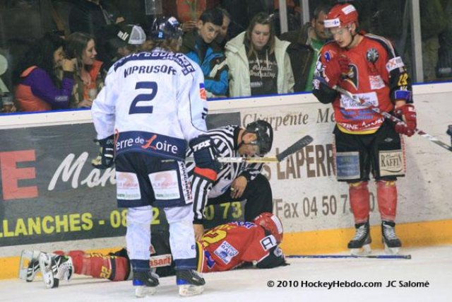 Photo hockey match Morzine-Avoriaz - Angers  le 19/03/2010
