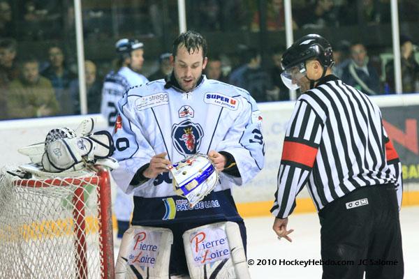 Morzine-Avoriaz 0 - 4 Angers 