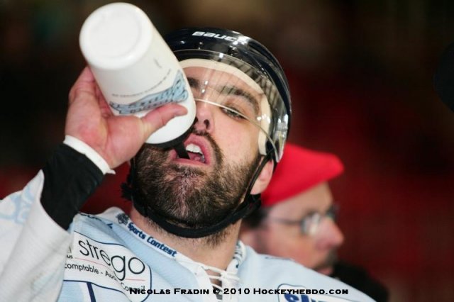 Photo hockey match Briançon  - Angers  le 26/03/2010